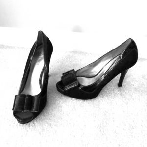 Black suede peep toe pumps